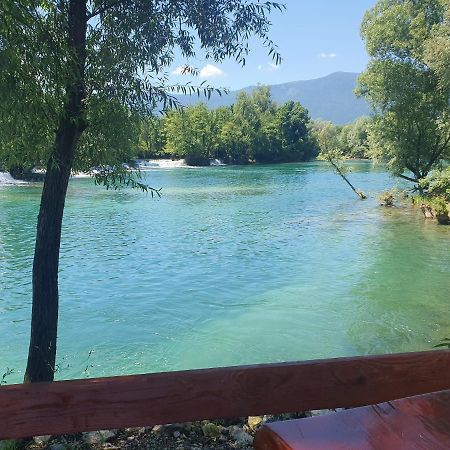 Holiday Home Waterfall View Bihać エクステリア 写真